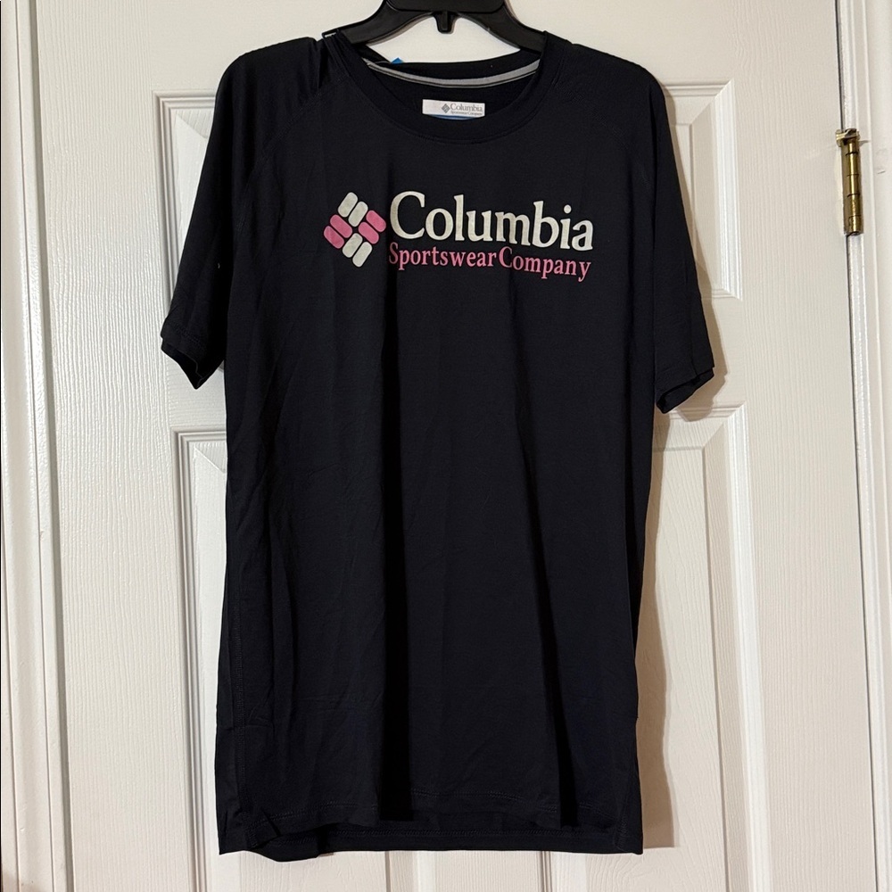 Columbia Black Tee with Pink Logo M